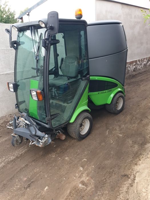 Zamiatarka. Odkurzacz EGHOLM 4x4 2200 T