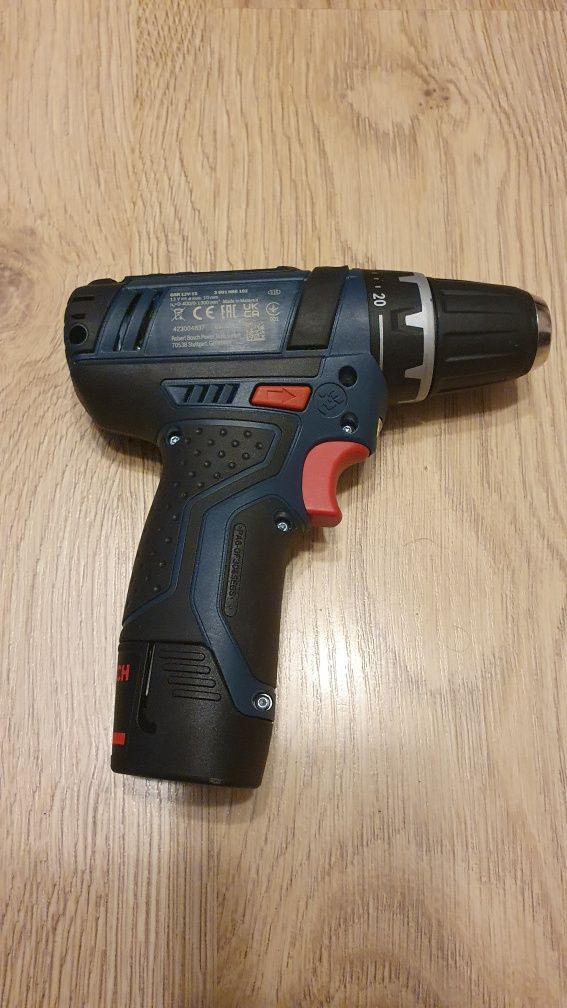Wiertarko-wkrętarka Bosch GSR 12V-15 + 2 AKU + ładowarka. Nie używana