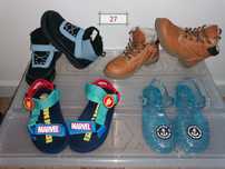 Sapatilhas / Ténis / botas criança