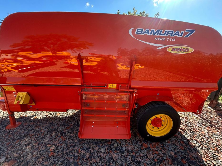 Wóz paszowy Seko SAMURAI 7 450/110