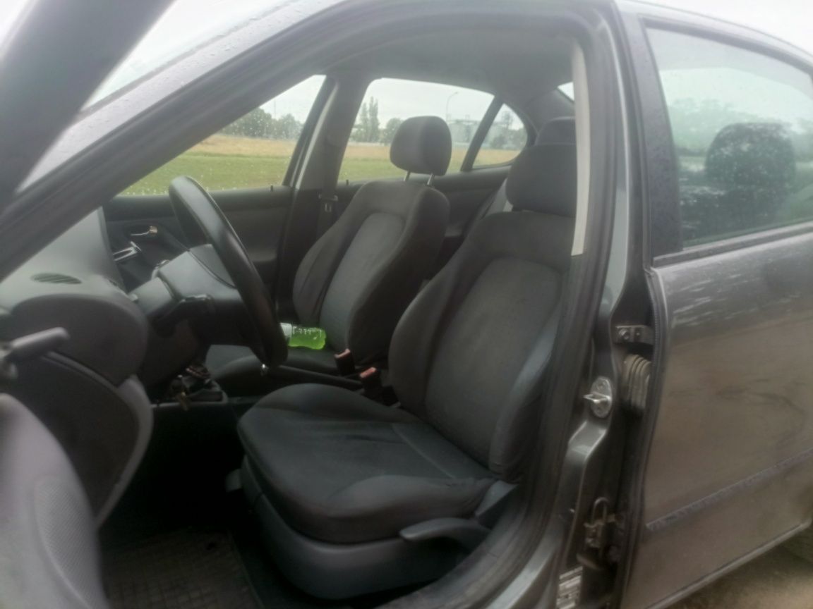 Seat Toledo II 1.6 LPG klima OC i pt 06/2026