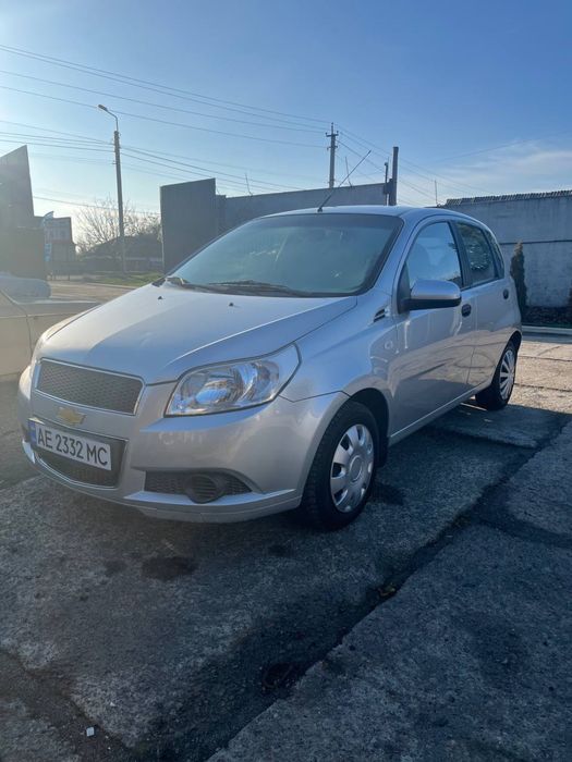 Продам шевролет авео 2011року