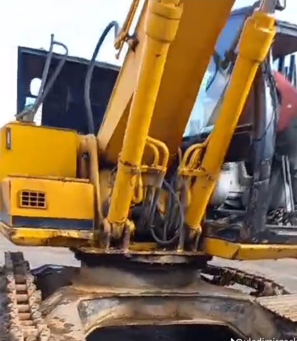 Гидроцилиндры экскаватор Jcb JS 210