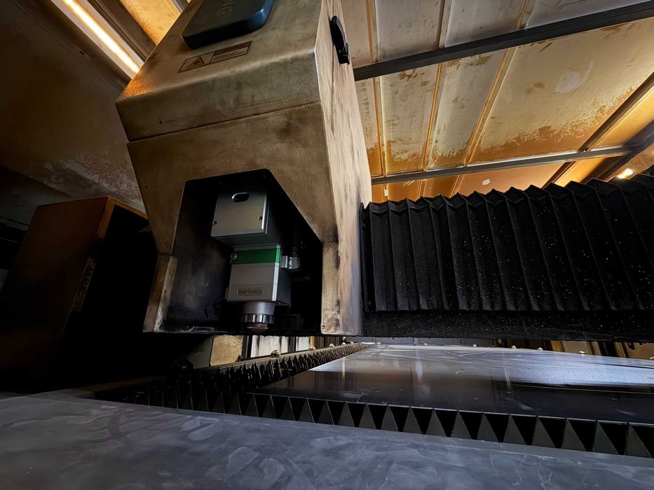 Laser fiber do cięcia blach – Senfeng SF3015H – 2 kW