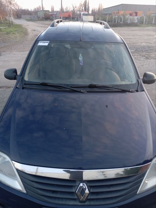 Продаю Рено логан  мсв