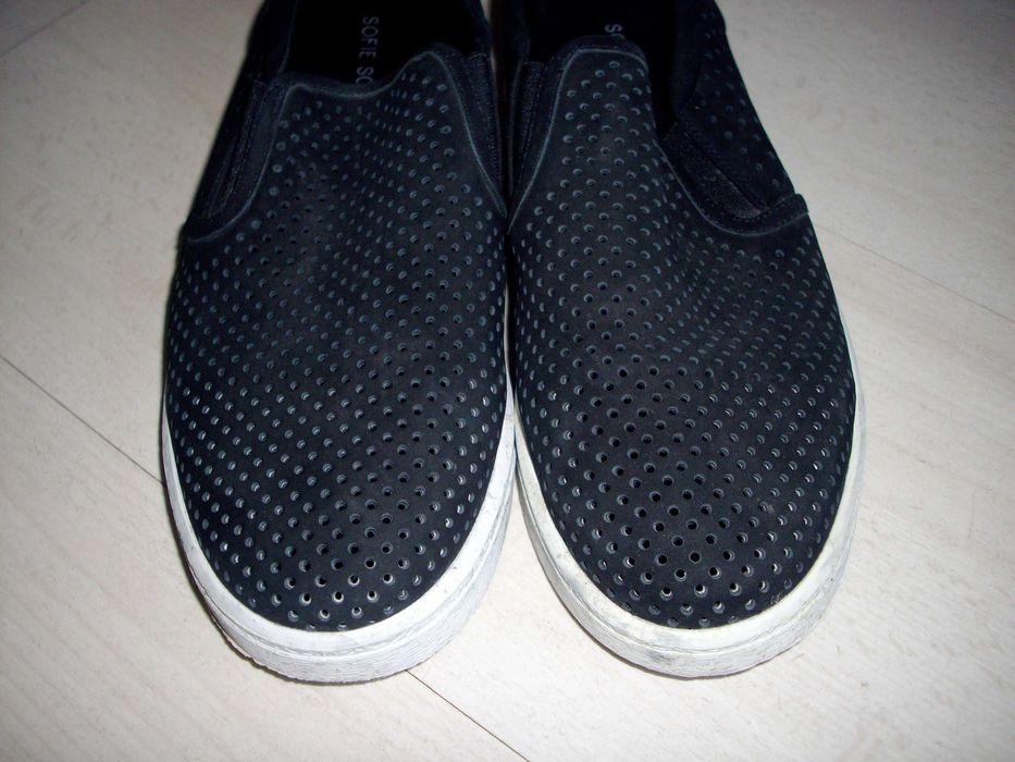 Sofie Schnoor, tenisówki, buty wsuwane, ażurowe, rozm.39, skóra natur.