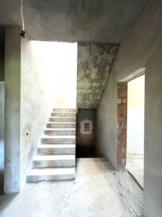 Приватний Будинок - район Мальованки - 10 соток