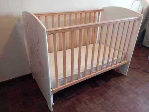 Berço / Cama de Bébé