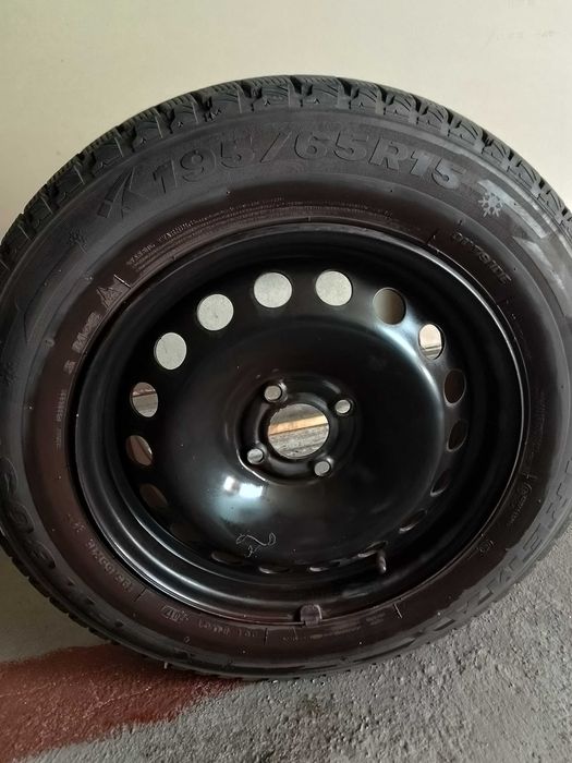 Sprzedam opony zimowe  195/65 R15 91 T