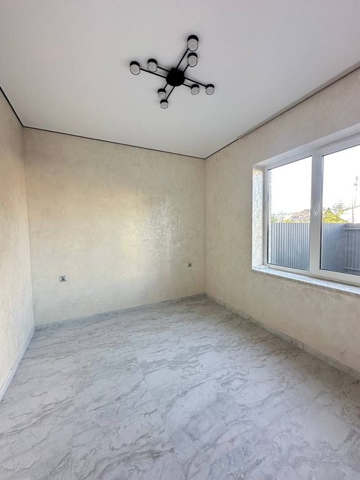 Новий ТАУНХАУС з новим ремонтом, м.Буча, вул.Києво-Мироцька.