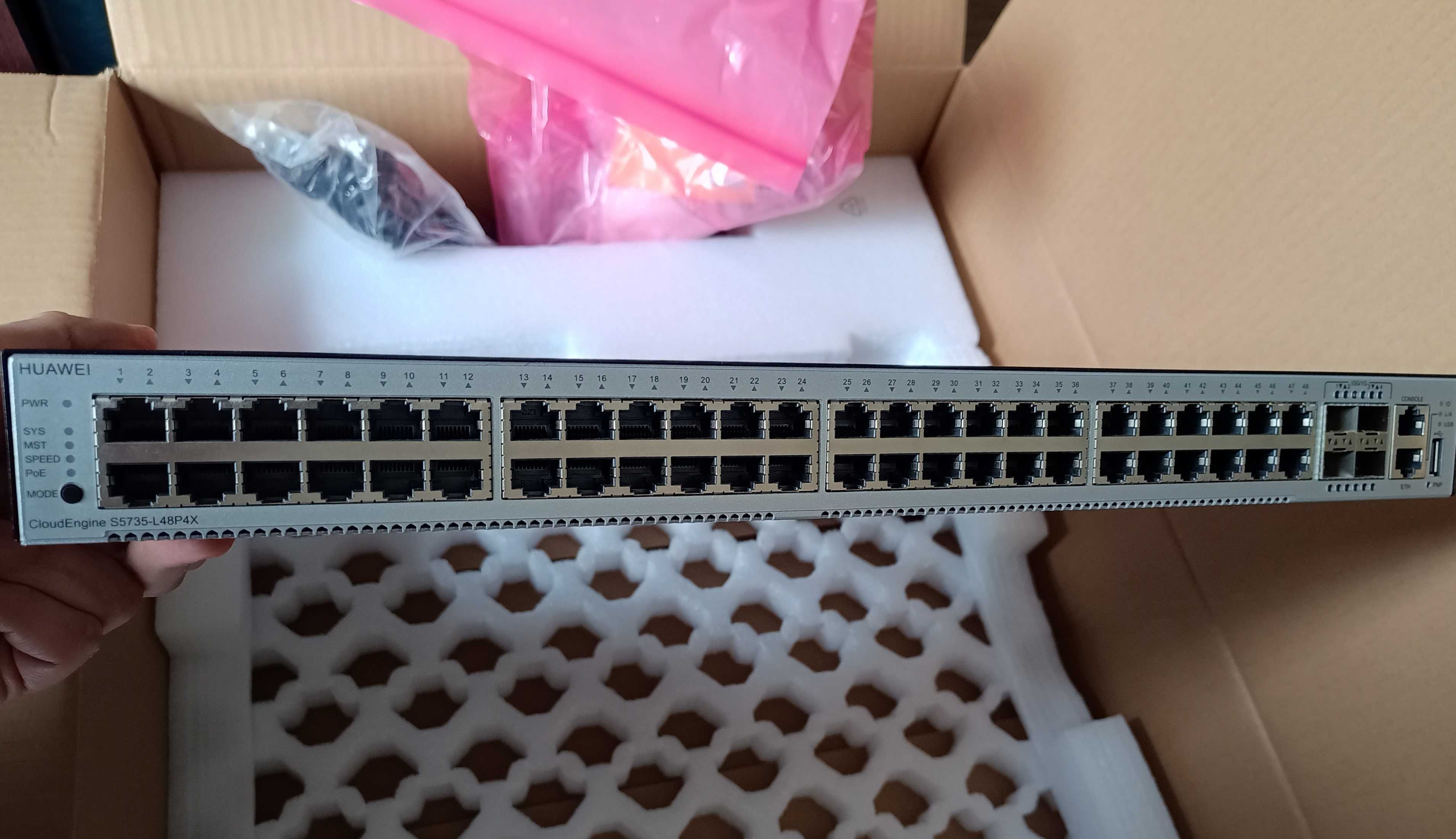 Switch Huawei S5735-L48P4X 48 portów poe+, 4sfp, wymienny zasilacz