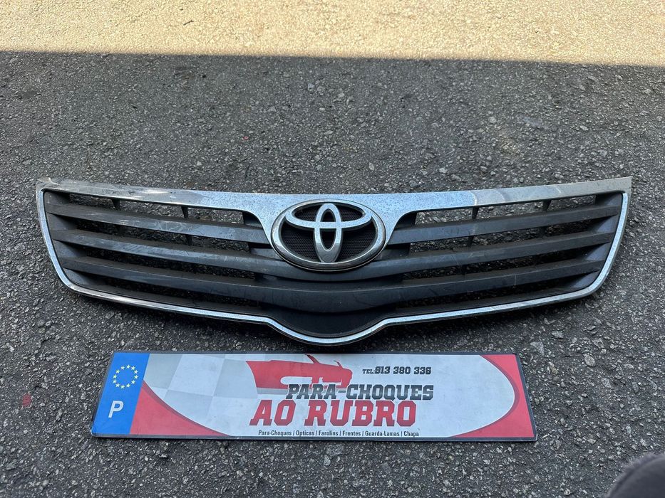 Grelha Toyota avensis t27 2009-2012