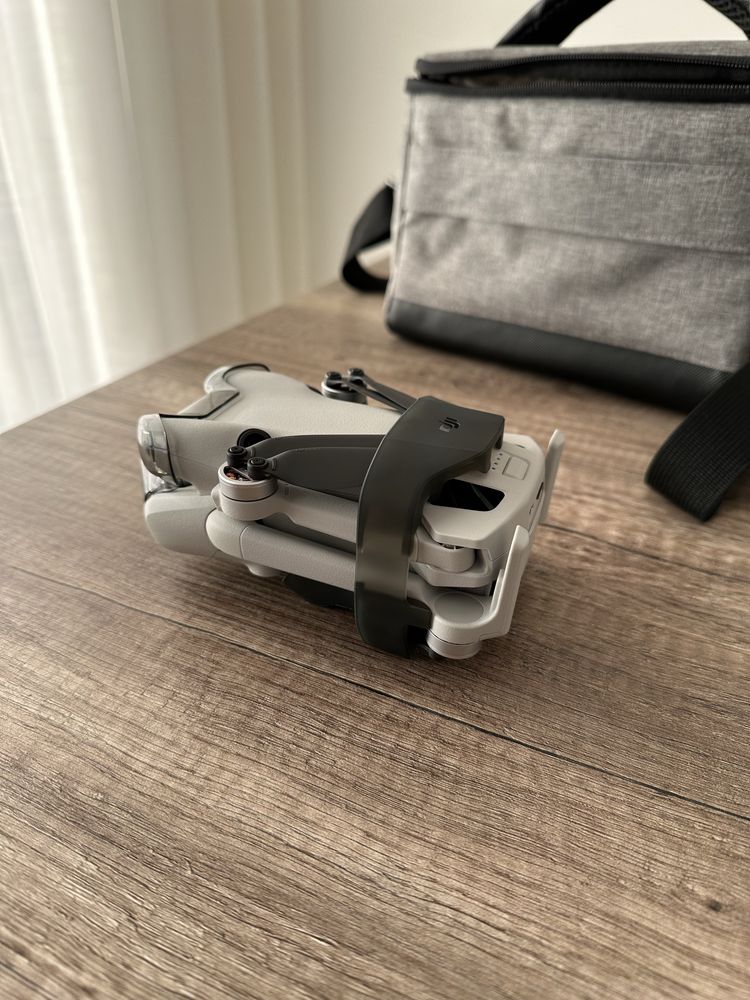 Dji mini 4 pro rc