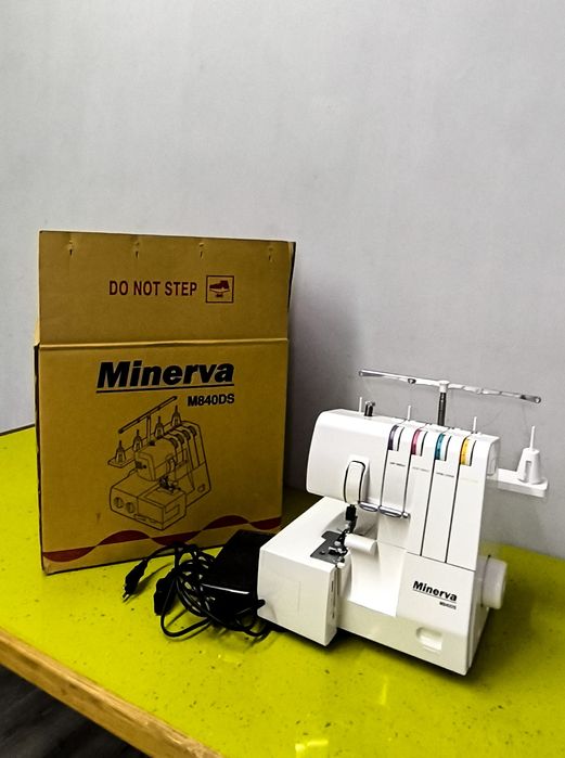 Продам абсолютно новий оверлок в повному комплекті Minerva M840DS