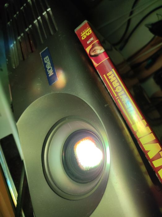 Projektor  duży przenośny Epson