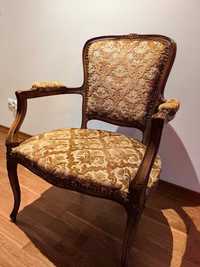 Fotel tapicerowany w stylu Ludwik