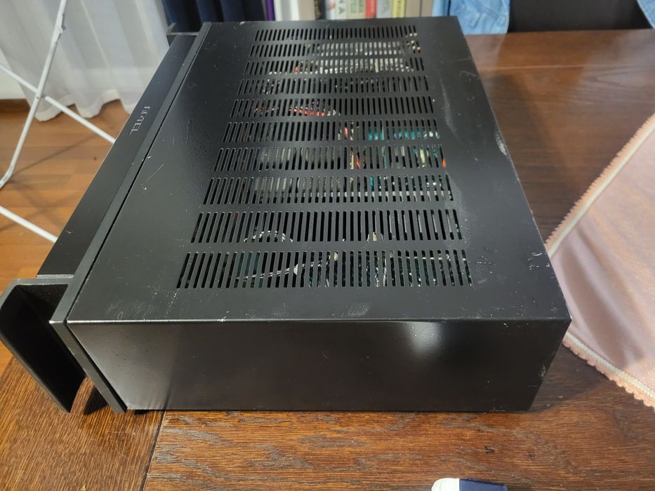 Wzmacniacz Rotel RA-1070