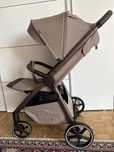 Carrello bravo m lite spacerówka Glossy beige