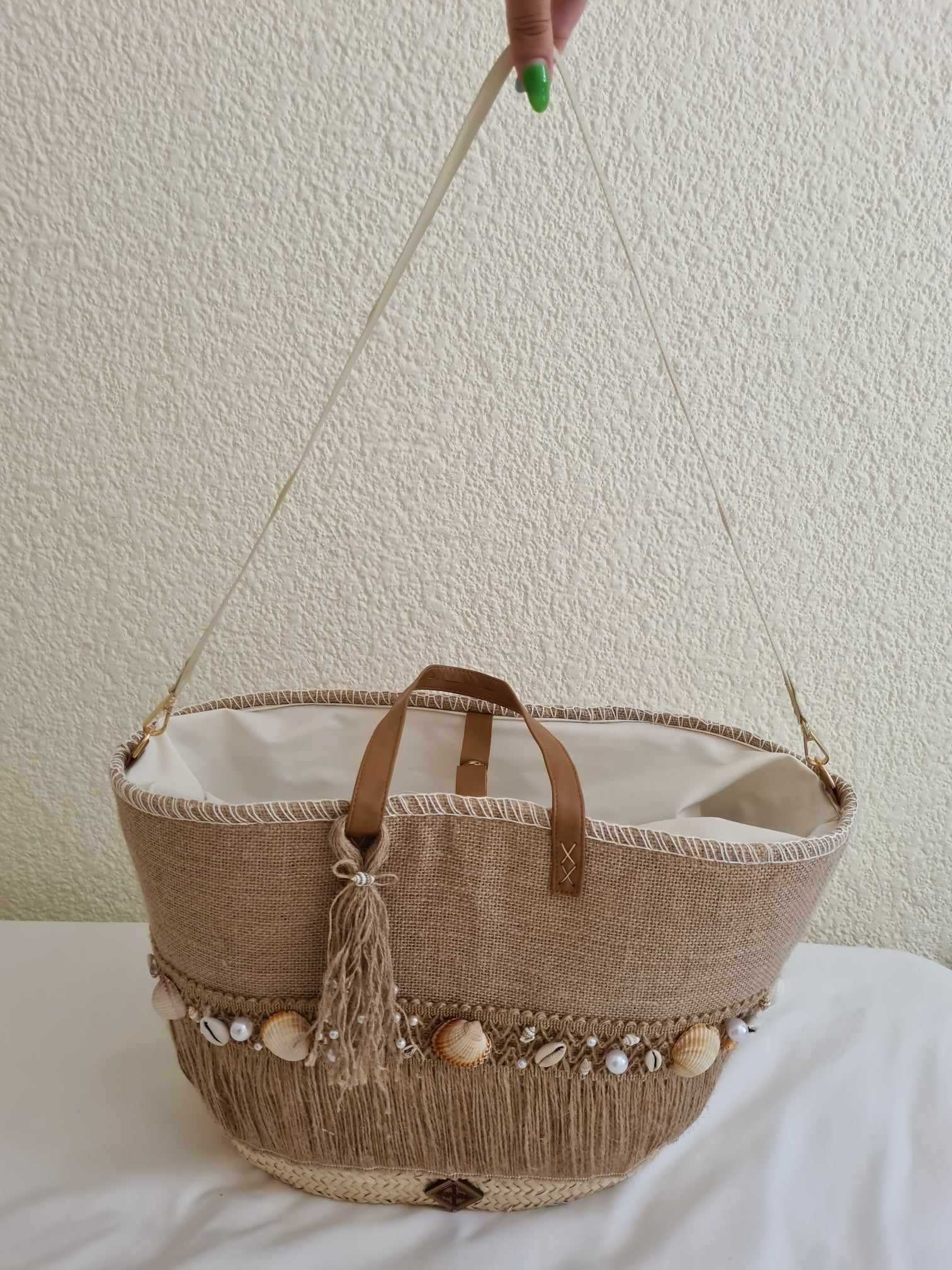 Koszyk słomiany torba słomiana plażowa frędzle muszle boho