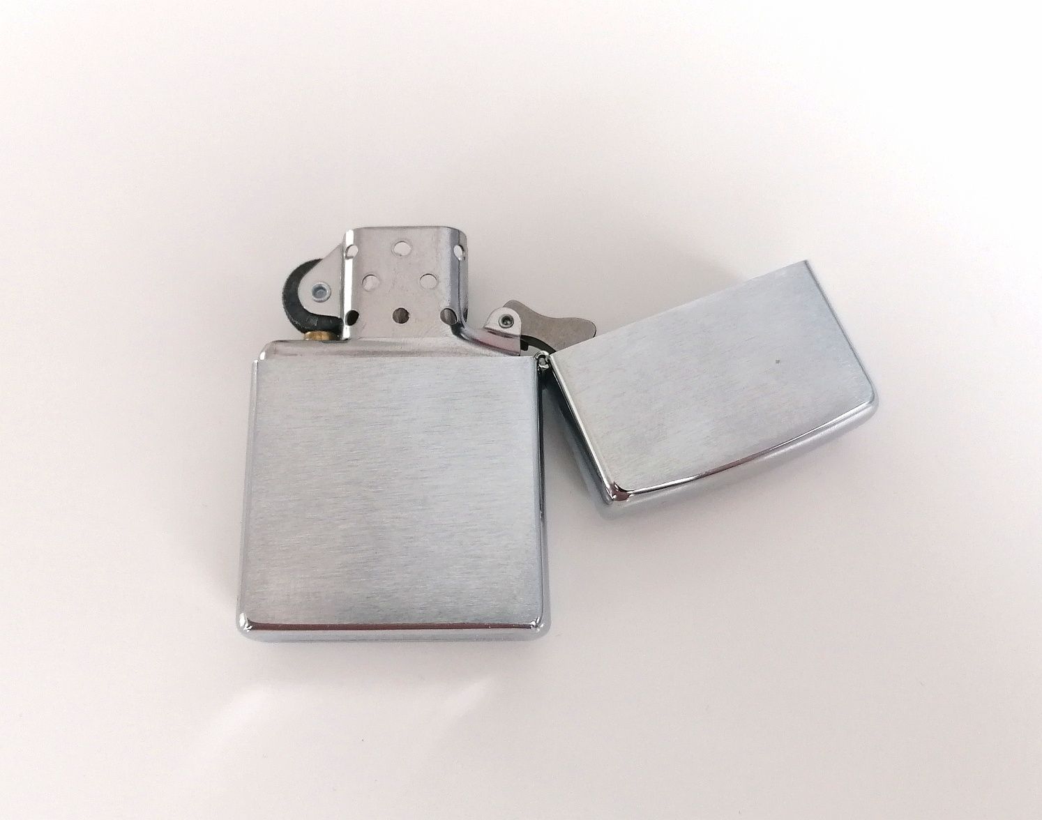 Nowa Zippo Kaktus z 2003 roku w opakowaniu