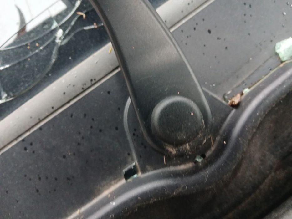 Motor limpa vidros frente DACIA Sandero III