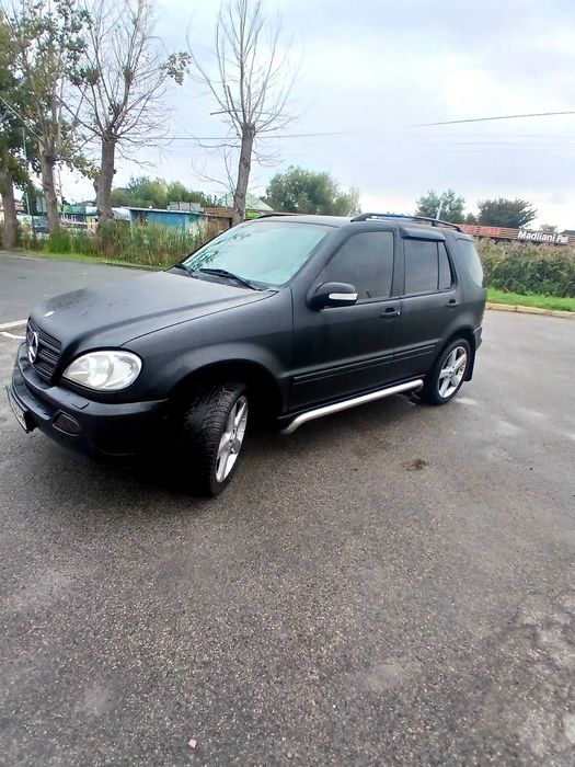 Mercedes-Benz M-Class w163