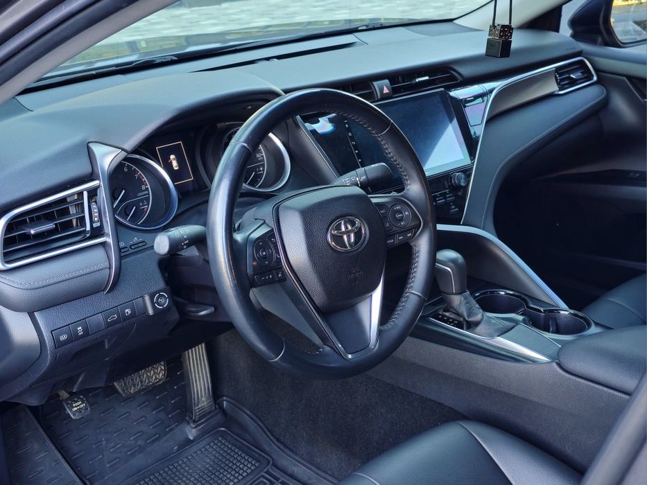 Toyota Camry 2018