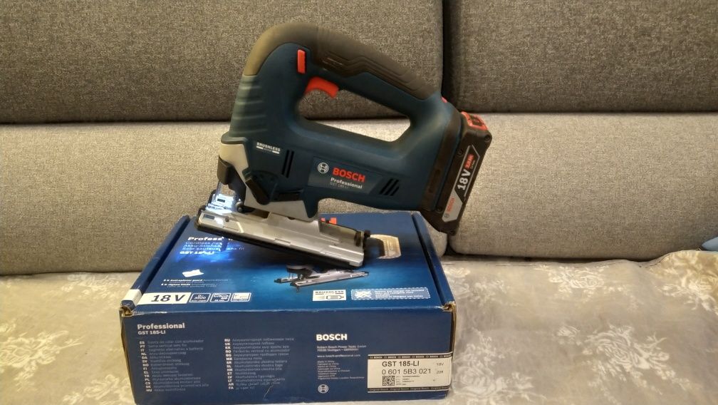 Wyrzynarka Bosch GST 185-Ll