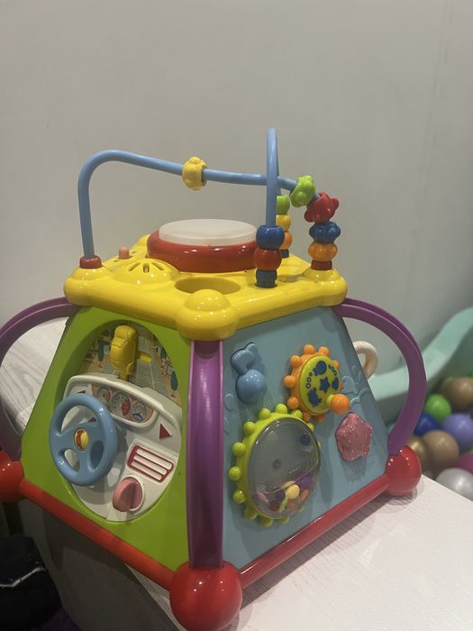 Дитячий музикальний центр