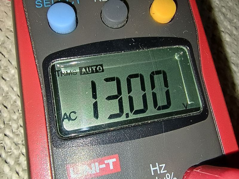 Mam MB33 analogowy syntezator