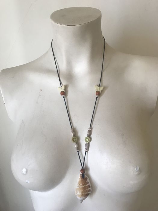 Colares e Brincos. Quase tudo novo. Preço unitário na descrição