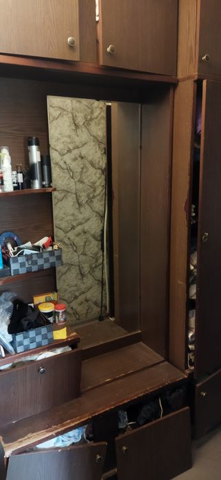 Меблі для передпокою