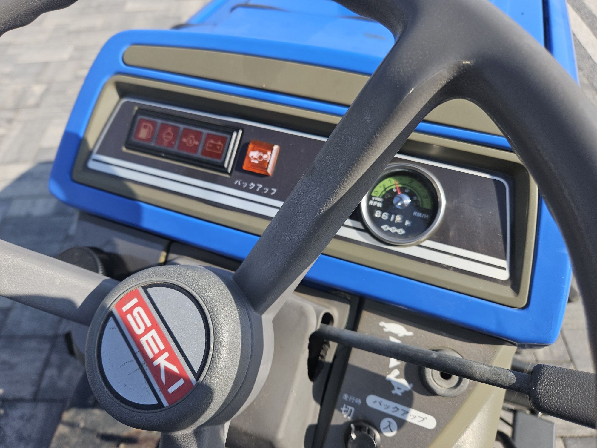 Ciągnik mini traktor traktorek iseki tm 15 ,3 cylindry glebogryzarka