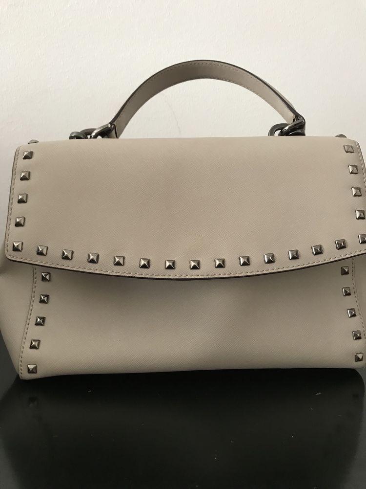 Mala Michael Kors