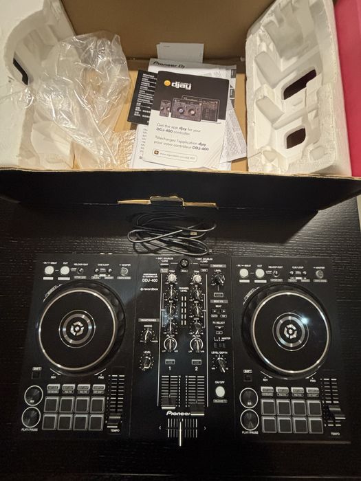 Controladora DDJ-400