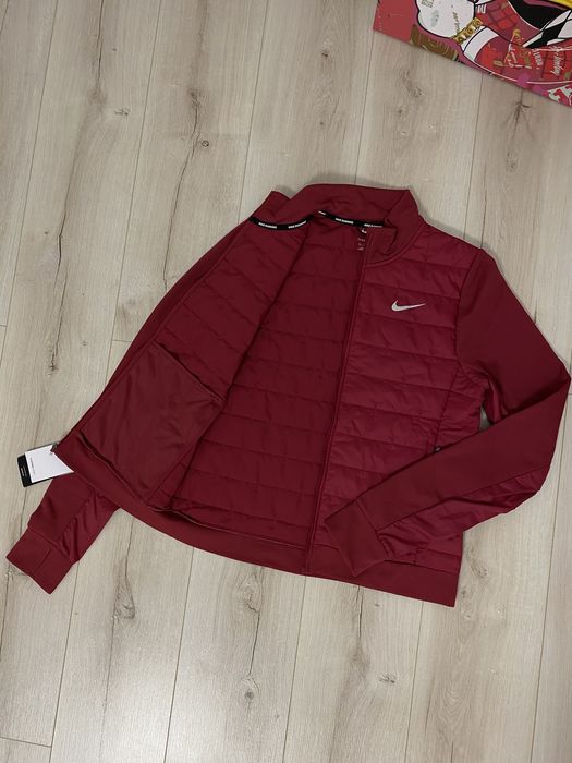 Куртка nike therma жіноча тепла найк нова оригінал для бігу для спорту
