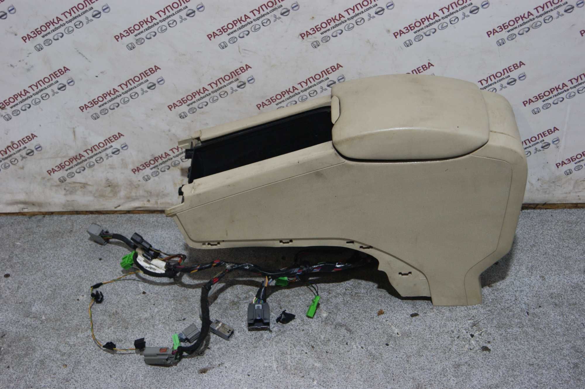 Бардачок Volvo XC60 2009-2013 дорестайлинг