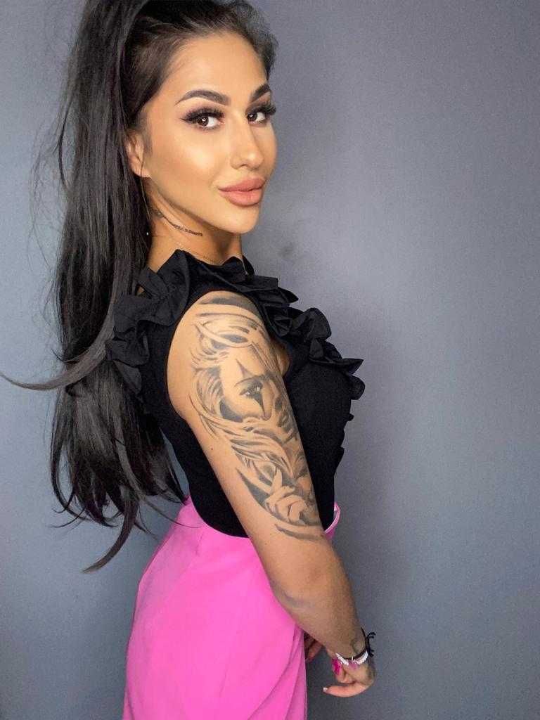 Piękne body w kolorze czarnym S/M