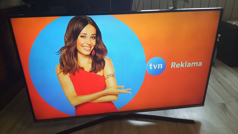 Tv Samsung UE40J5100