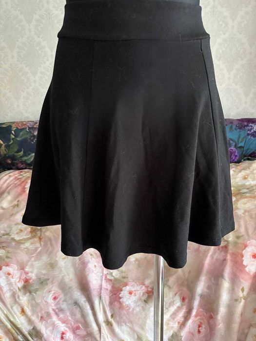 spódniczka mini na zamek h&m klasyczna basic retro