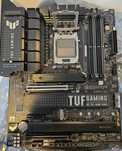 płyta główna Asus TUF Gaming X670E-PLUS WIFI - uszkdozona