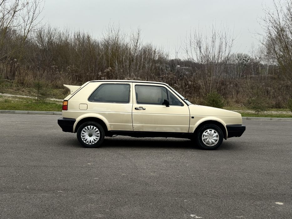 Volkswagen Golf II  1.8 газ/бензин