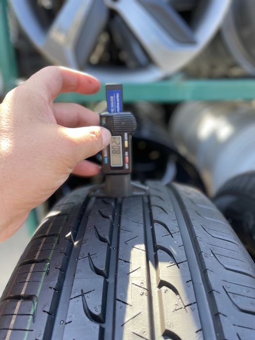 215/65R16 Goodyear efficientgrip suv 4x4