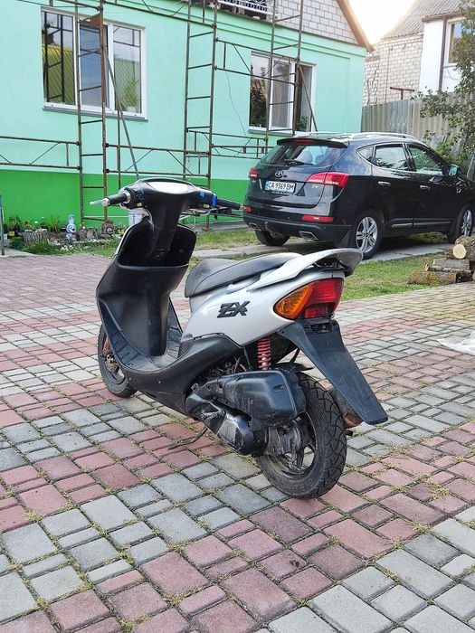 Honda dio 35 zx.