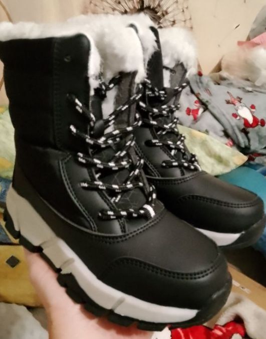 Buty dziecięce zimowe/ śniegowce rozmiar 28