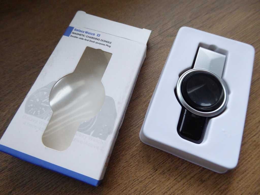 Bezprzewodowa ladowarka indukcyjna do smart watcha - USB A / USB C