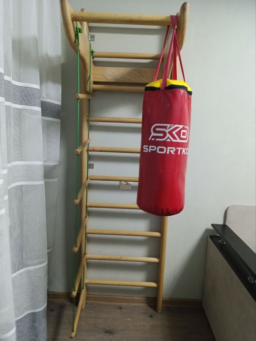 Шведська дитяча стінка б/у