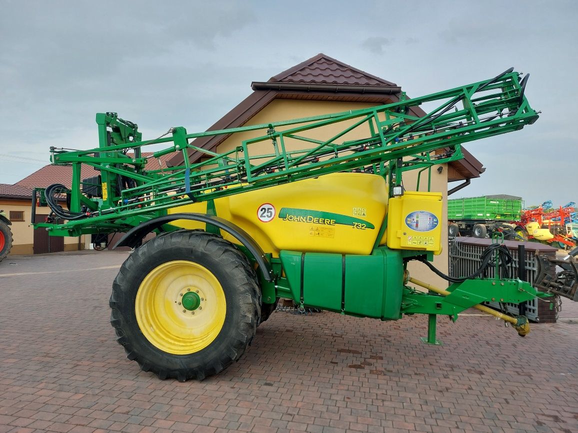 Kabina kabiny ciagnikowe c330 c360 mf t25 bizon z56