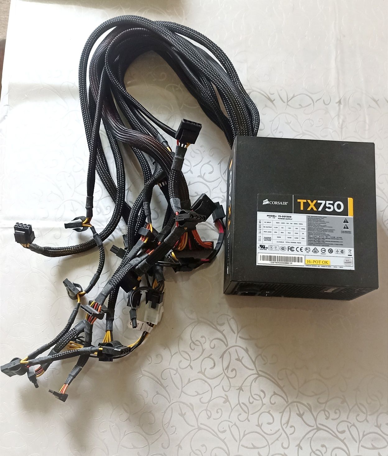 Блок питания TX750, CORSAIR