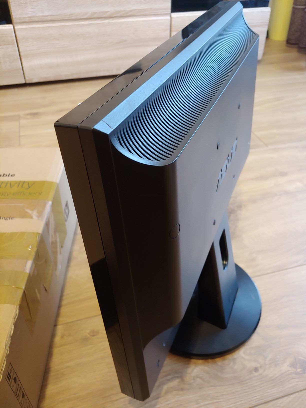 Monitor 19" malo uzywany ASUS VB191 mozliwosc wysyłki